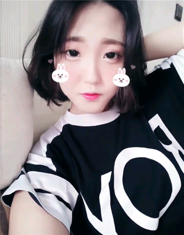 小仙女们,不要做丑女人,要做自己的女神!!双眼皮加苹果肌,一加一等于的果是三哦!速度来围观我的变美案例啦~~~~